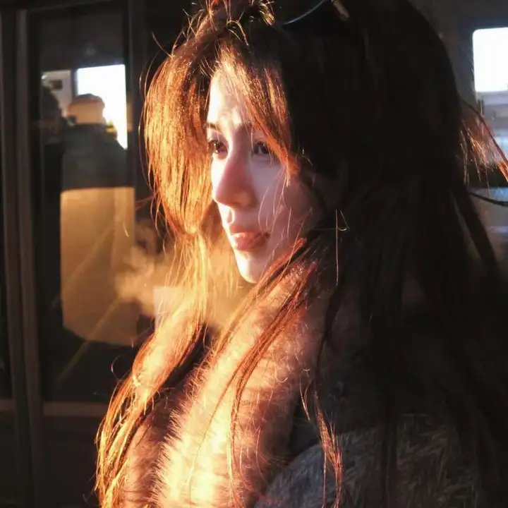 神女杂货铺 海报
